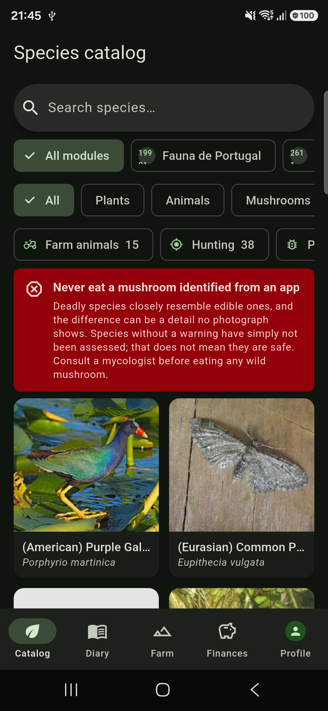 Species catalogue filtered by farm role, with photographs